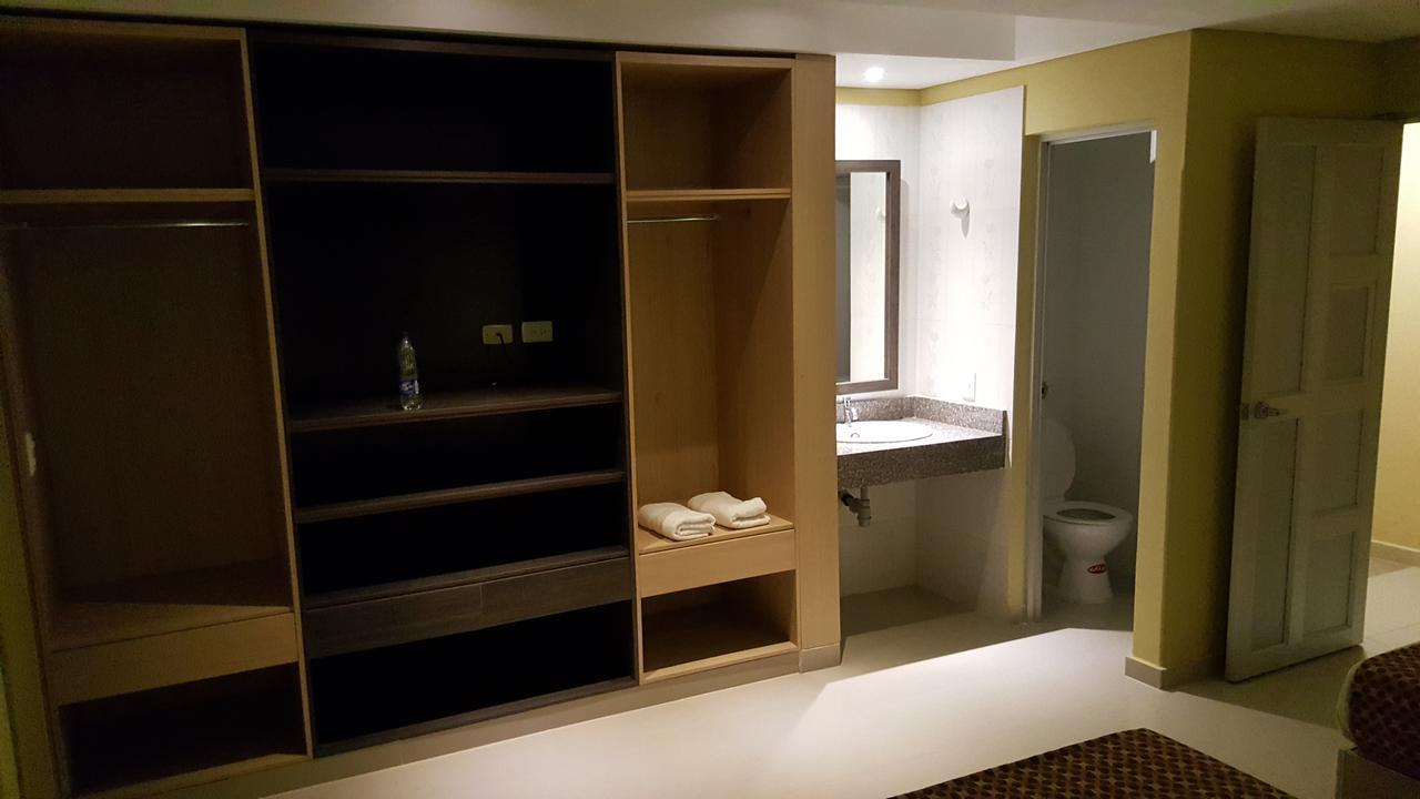 בארנקווילה Hotel 56 Avenue Plaza מראה חיצוני תמונה